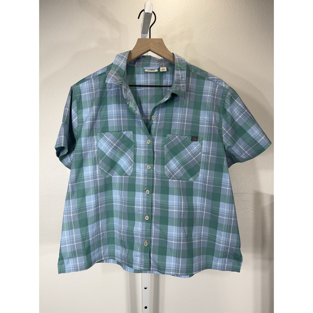 L.L. Bean Green and Light Blue Plaid Short Sleeve Button-Down Shirt